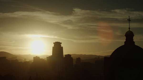 თბილისი, მზის ჩასვლა. კინგ დავიდის შემონაბა