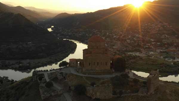 ჯვარი, ბოლო მზის სხივები