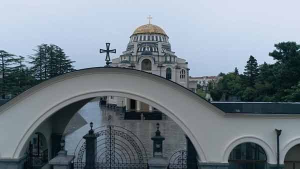 ფოთის საკათედრო ტაძარი  საერთო ხედი