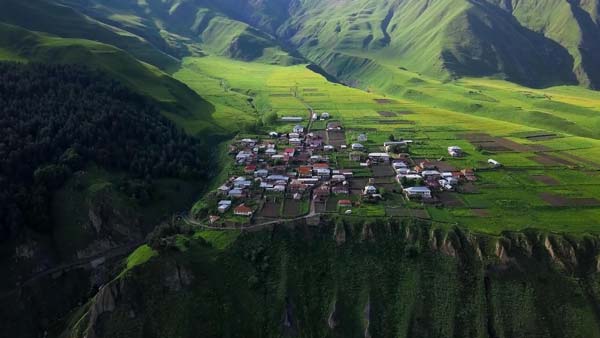 სოფელი, ყაზბეგის რაიონი