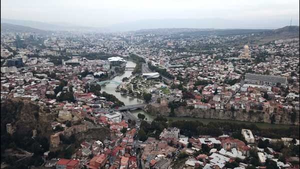 თბილისის ხედი გადასვლა აბანოთუბაზე