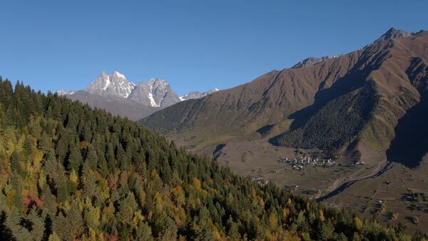 სვანეთი, უშბა, ხედი უშბაზე