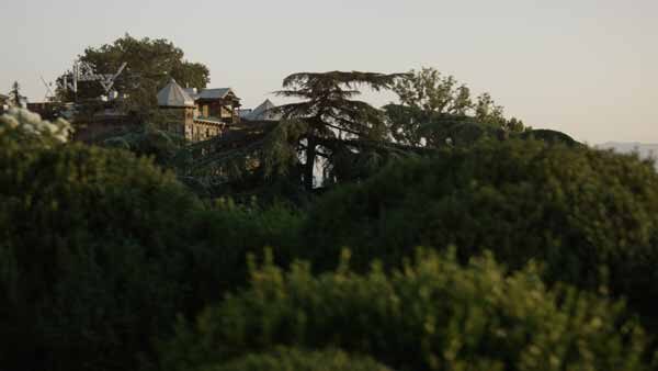 ძველი სახლი ელბაქიძის დაღმართზე