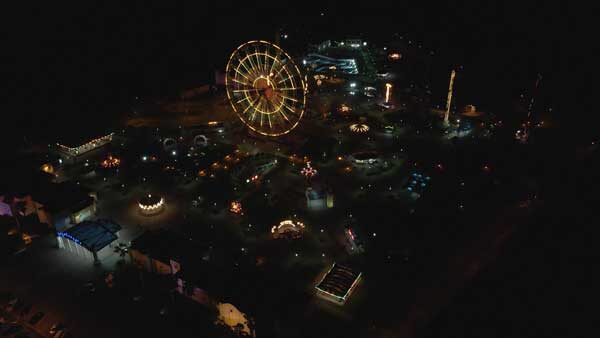 ღამის ხედი, ციცინათელა, გასართობი პარკი