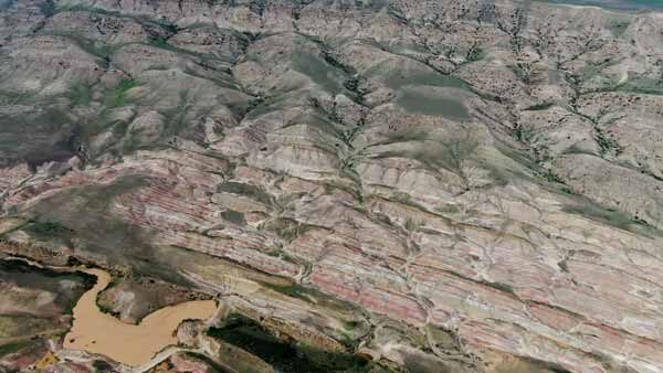 დავით გარეჯი, წითელი კლდები, უდაბნო