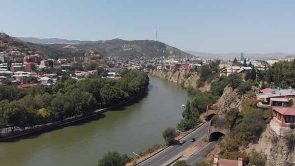 ორთაჭალის საავტომობილო გვირაბი, თბილისის ხედი