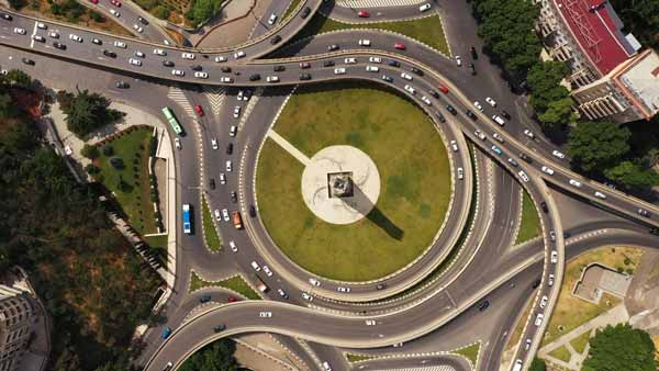 თბილისი, გმირთა მოედანი, საბურთალო