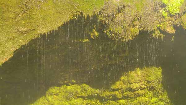 წყლის წვეტები, ჩანჩქერი