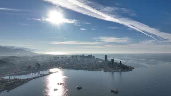 ზამთრის ბათუმი, გემები