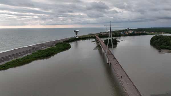 ანაკლიის ხიდი, განმუხრული