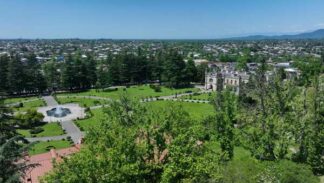 ზუგდიდი, დადიანების სასახლის ტერიტორია