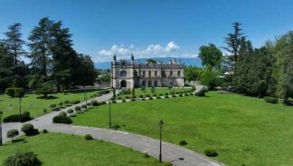 ზუგდიდი, დადიანების სასახლე