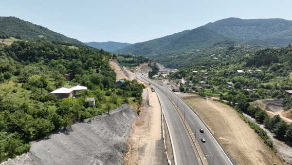 რიკოთის გზა , ავტობანი