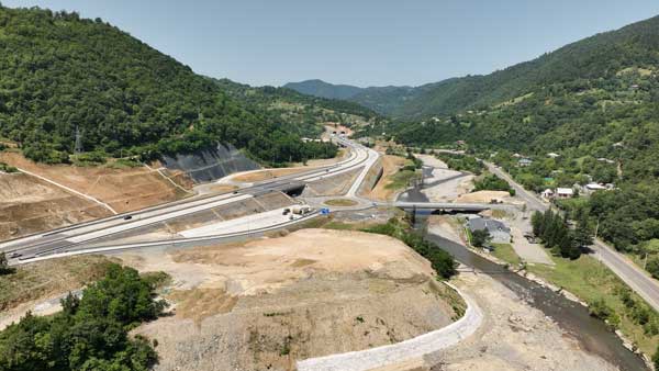 რიკოთის გზა , ავტობანი