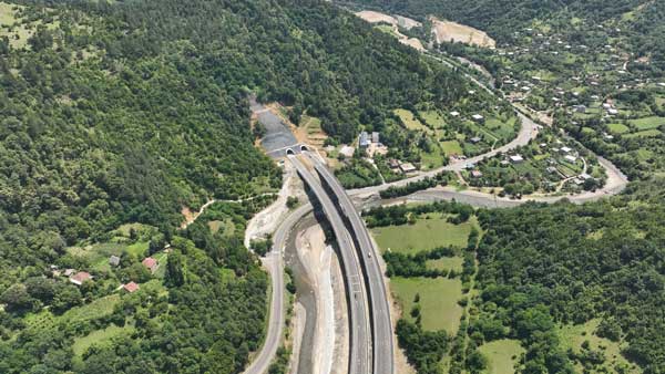 მშენებლობა ავტობანის